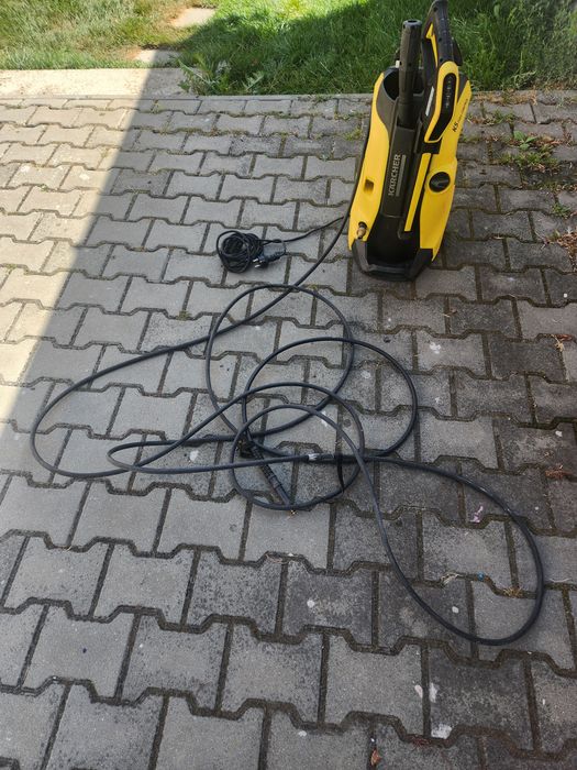 Vând Karcher k5 full control