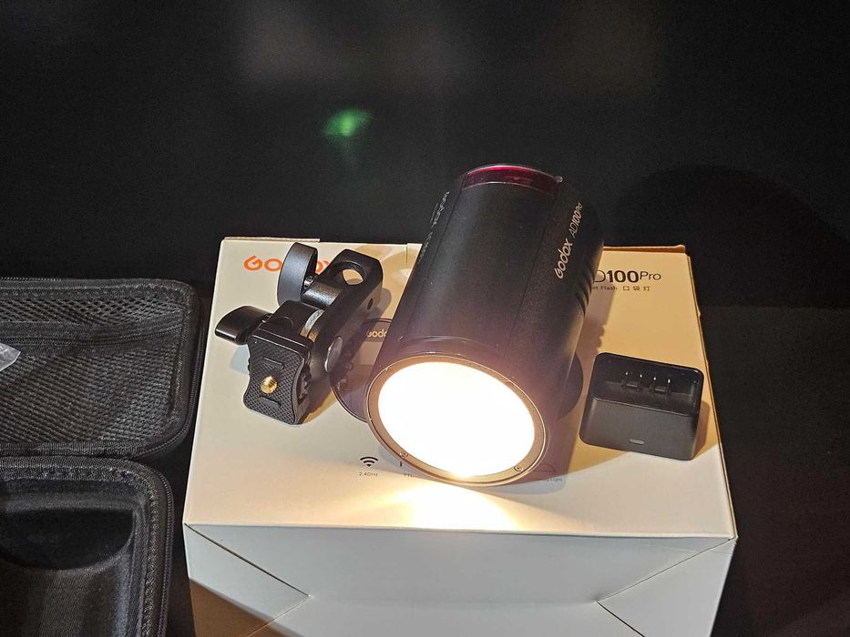 Bliț / Flash Godox AD100 Pro Blitz