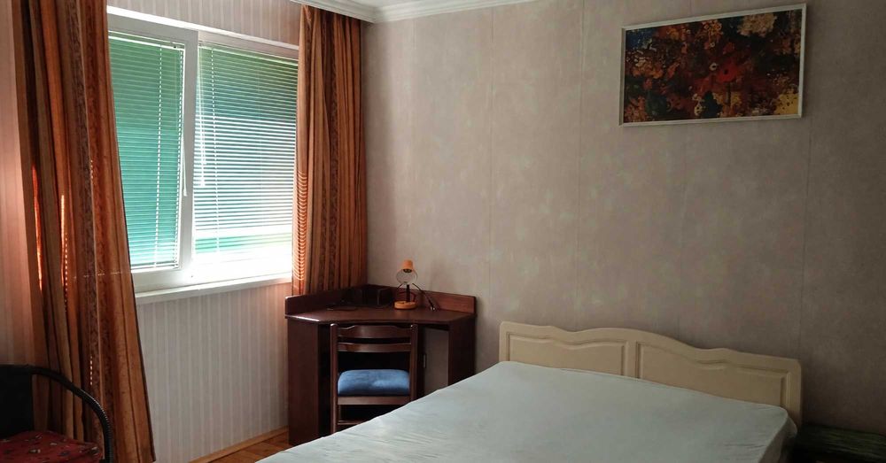 Дава се под наем Двустаен апартамент в София, Лозенец - 77 кв.м за 580 € - Снимка #2