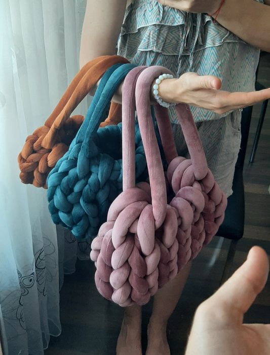 Чанта ръчно плетена от плюшена прежда -маршмелоу ПРОМО!