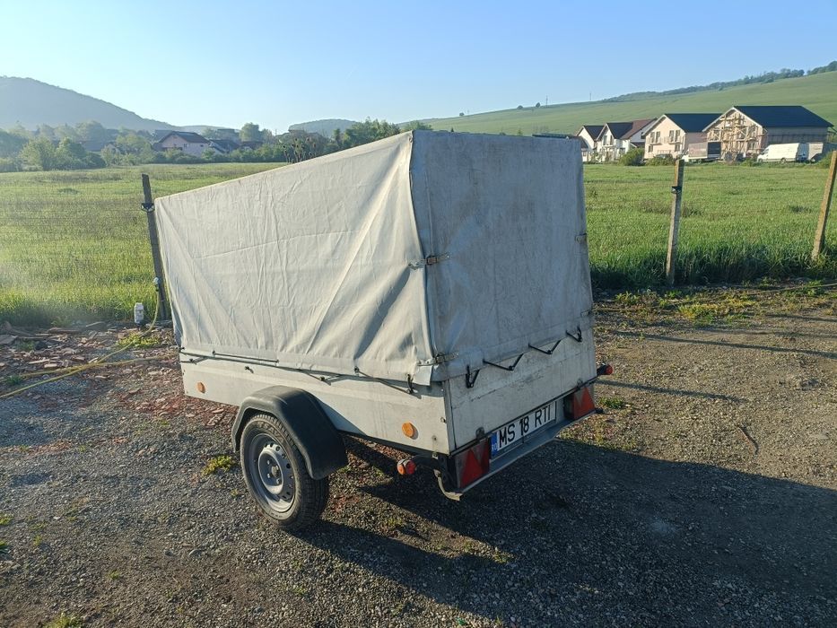 Vând remorca 750 kg