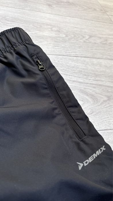 Продам. Спортивные брюки DEMIX 170. Новые