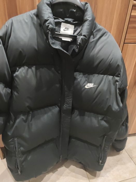 Яке пухинка Nike