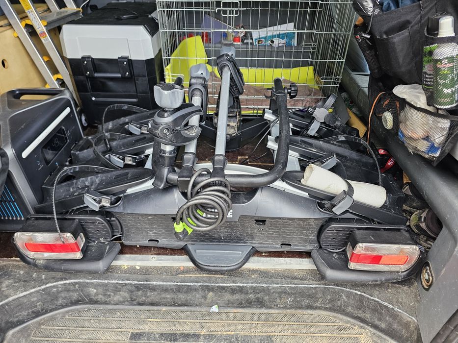 Suport 3 biciclete carlig Thule Velocompact 927
