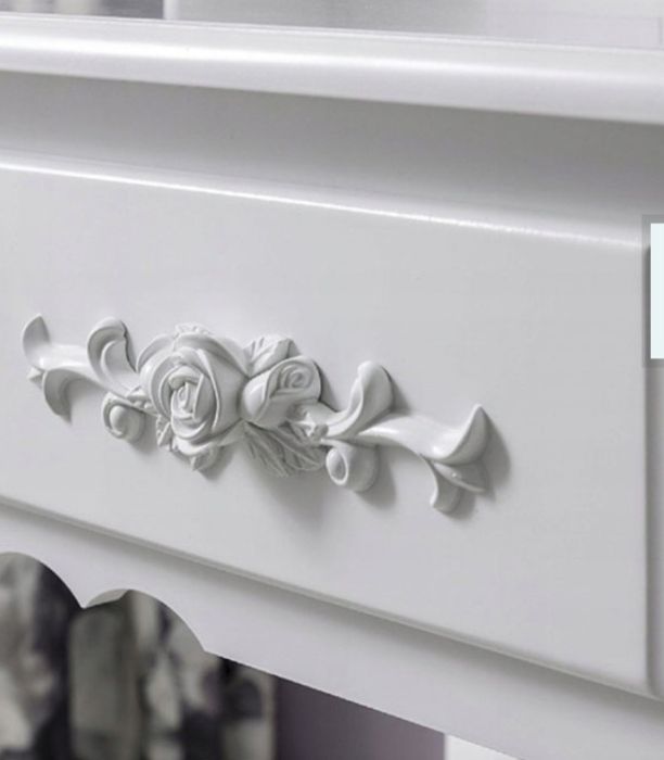 Тоалетка стандартни размери, само сглобена