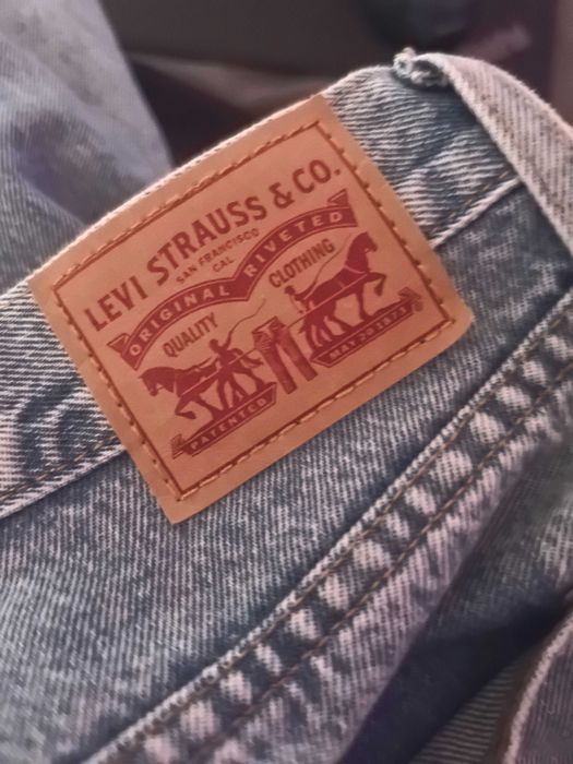 Дънки Levi's/ Дамски дрехи