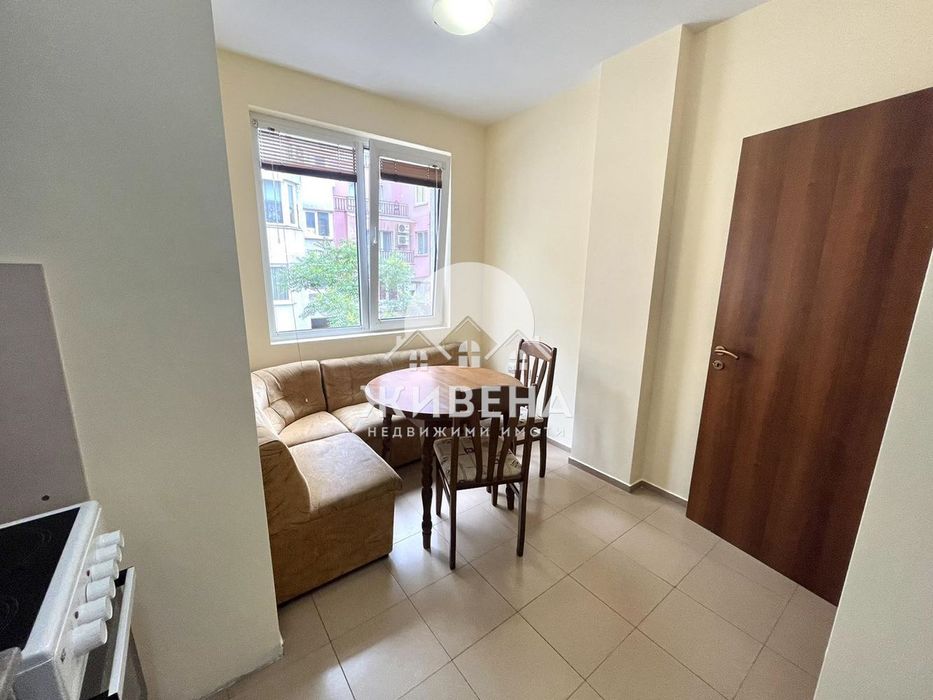 Дава се под наем Двустаен апартамент в Варна, Колхозен пазар - 42 кв.м за 332 € - Снимка #2