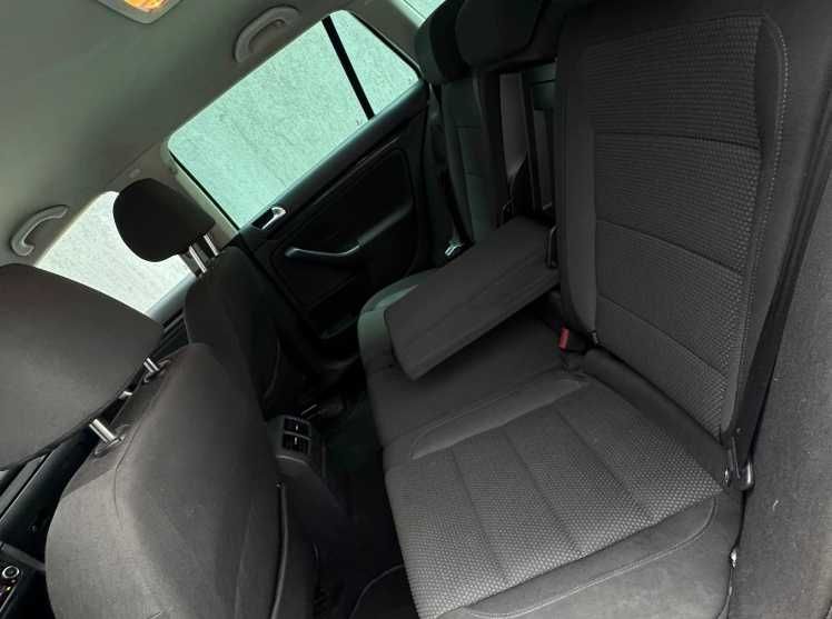 VW Golf 6 Variant 1.6 TDI 105 CP • 2012 • Climatronic • Scaune Încălzite