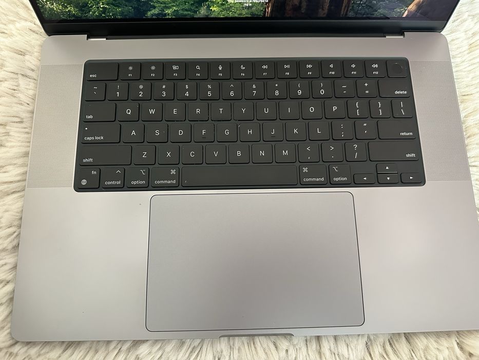 Macbook Pro m1 / 2021, 16GB, 512 ssd