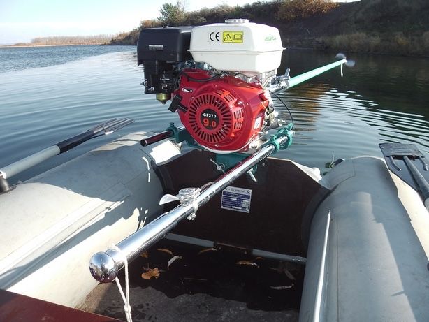 Лодочный мотор Болотоход