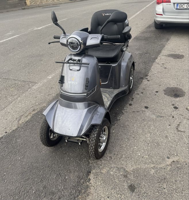 Scuter electric veleco