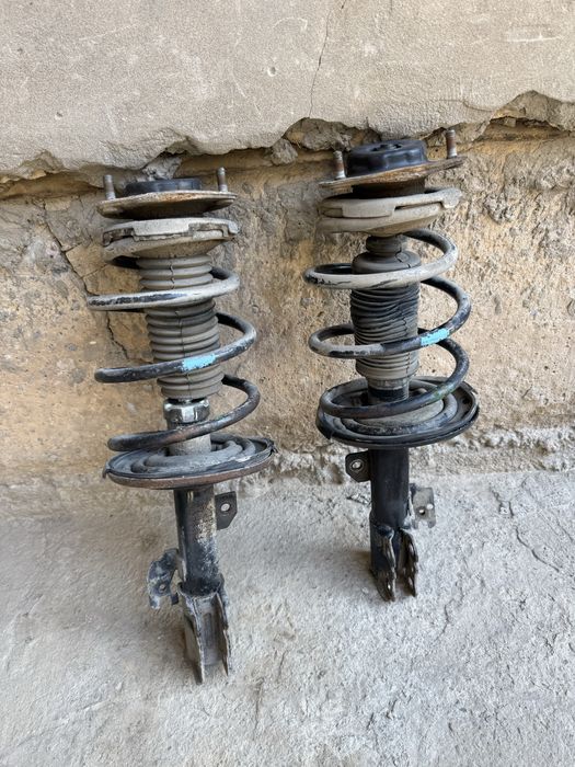 Амортизатор.     .