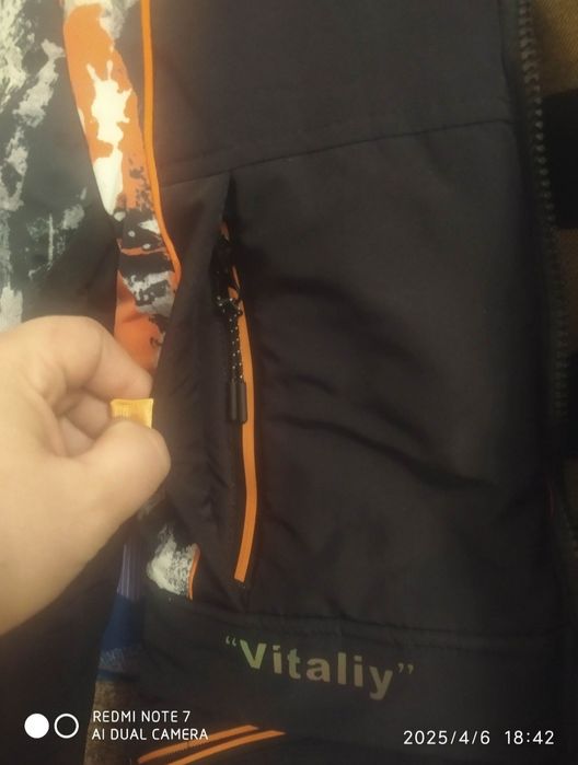 Зимний пуховик продам