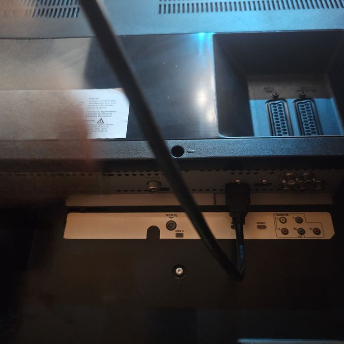 Продавам Philips 42” LCD телевизор – HD Ready, 2x HDMI, работещ