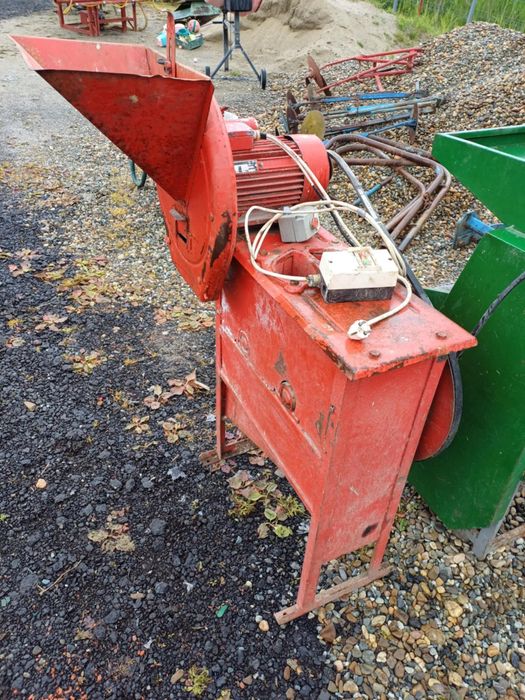 Moara si batoza de porumb Moara la cardan