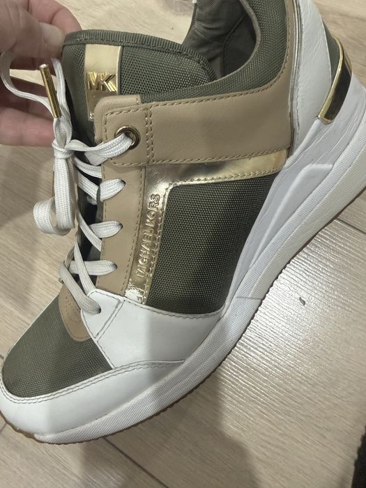 Кроссовки Michael Kors MK
