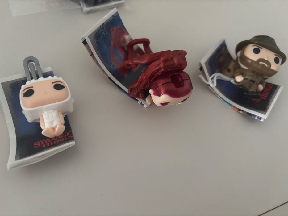 Kinder joy фигурки stranger things