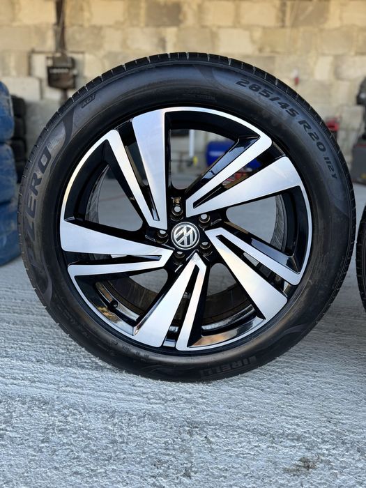Jante Originale VW Touareg III Cr  R20 R-line Pirelli de vara