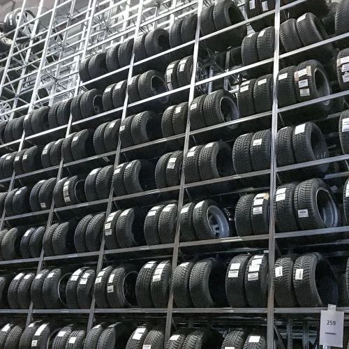 Rafturi metalice depozitare paleti