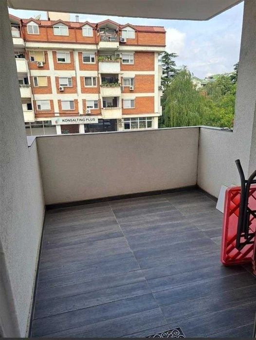 Дава се под наем Тристаен апартамент в Пловдив, Каменица 2 - 80 кв.м за 402.9 € - Снимка #2