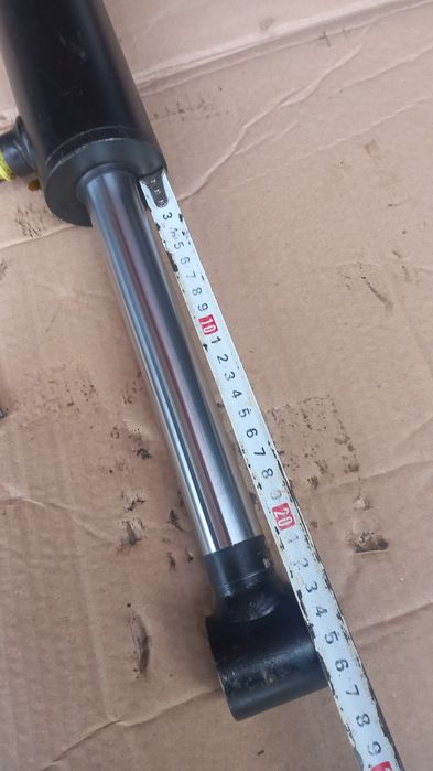 cilindru hidraulic 35 cm NOU
