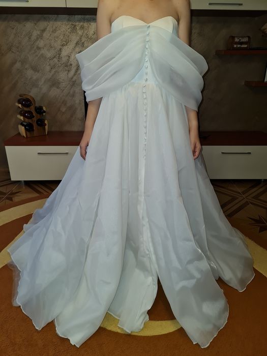 Rochie de mireasa noua