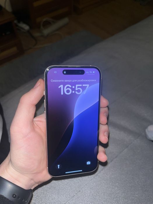 Продам айфон 15 Iphone 15