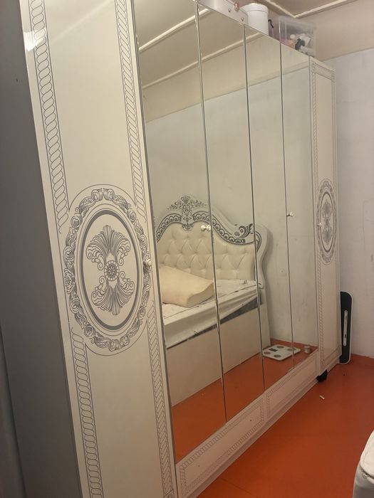 Спальная гарнитура
