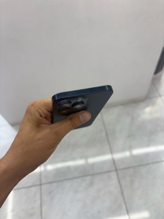 iPhone 15 Pro Max LL /A 256 GB BLUE
