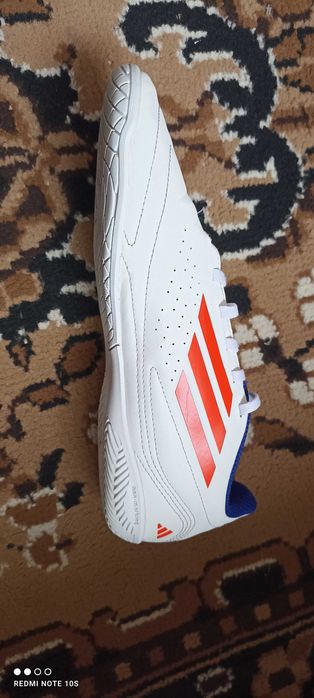 Încălțăminte fotbal adidas