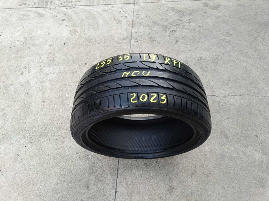 O anvelopa noua vara 255 35 19 bridgestone potenza S001 run flat 2023