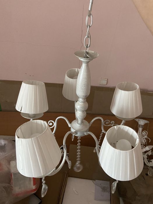 Люстры обьемные хорошие