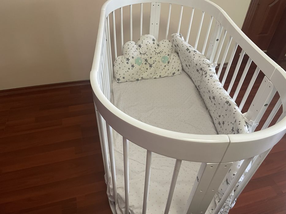 Продам манеж для малышей