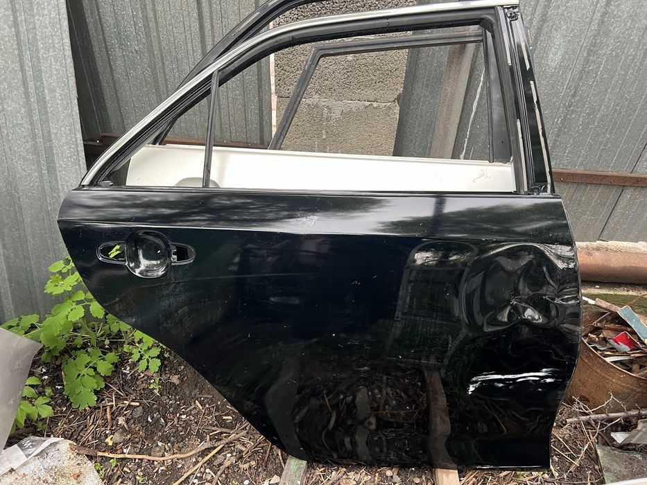 Дверь Камри. Camry 50