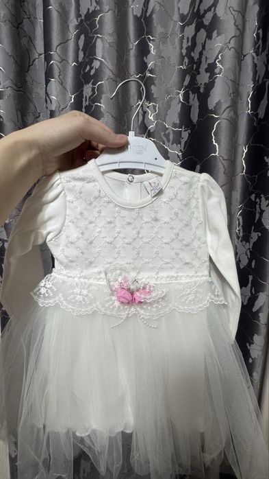 Продам платья на девочку