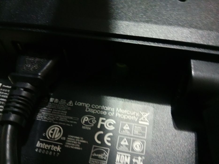 Монитор hP S2031a разоешение 1600х900