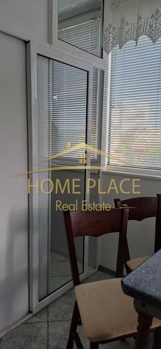 Дава се под наем Тристаен апартамент в Варна, Червен площад - 66 кв.м за 612 € - Снимка #1