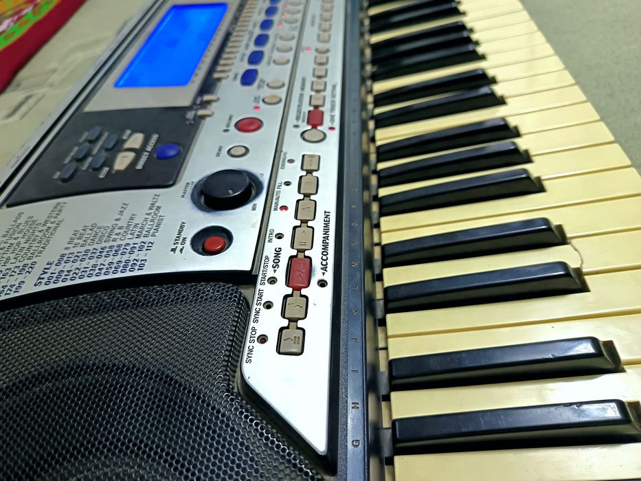 Yamaha psr-550 синтезатор