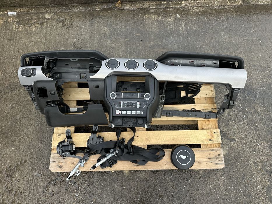 Kit airbag Ford Mustang 2015-2024, Plansa bord / Airbaguri / Centuri