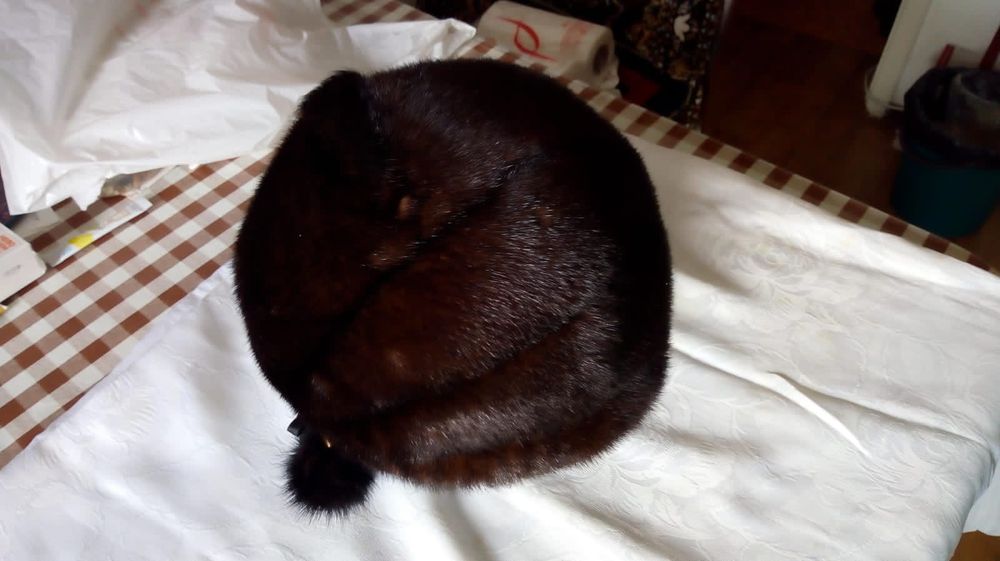 Продам норковую шапку