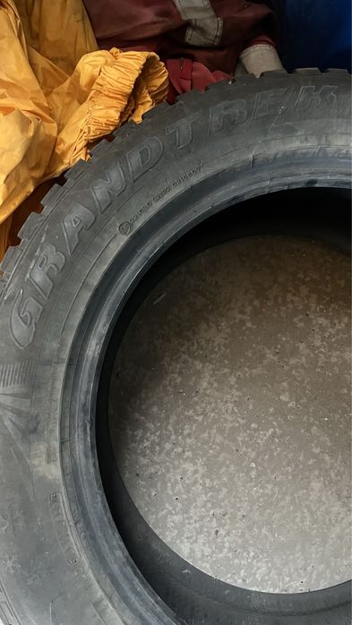 Покрышки  R20 285/50