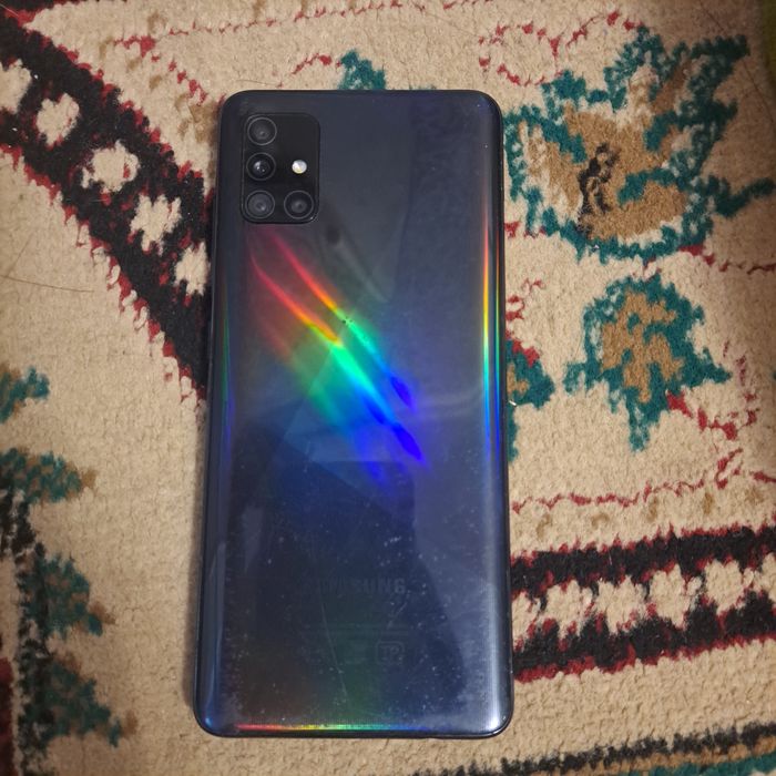 Продам телефоны не робочие