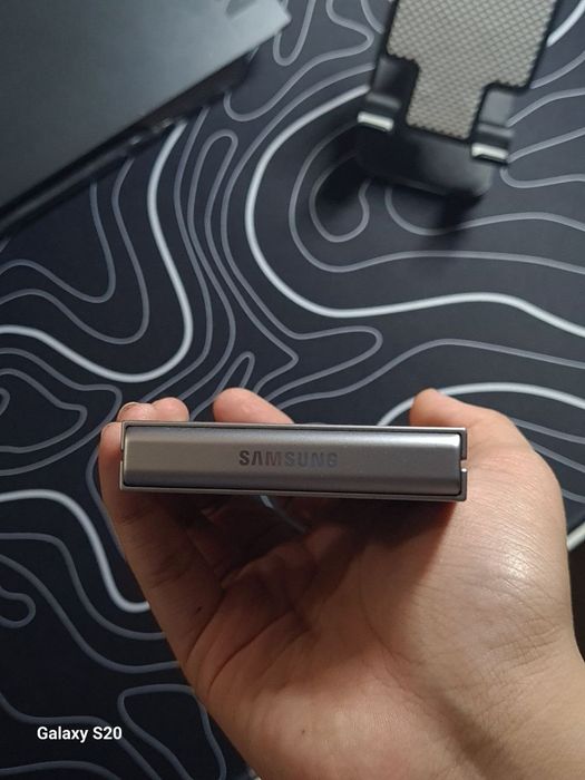 Samsung Z Flip6 512gb