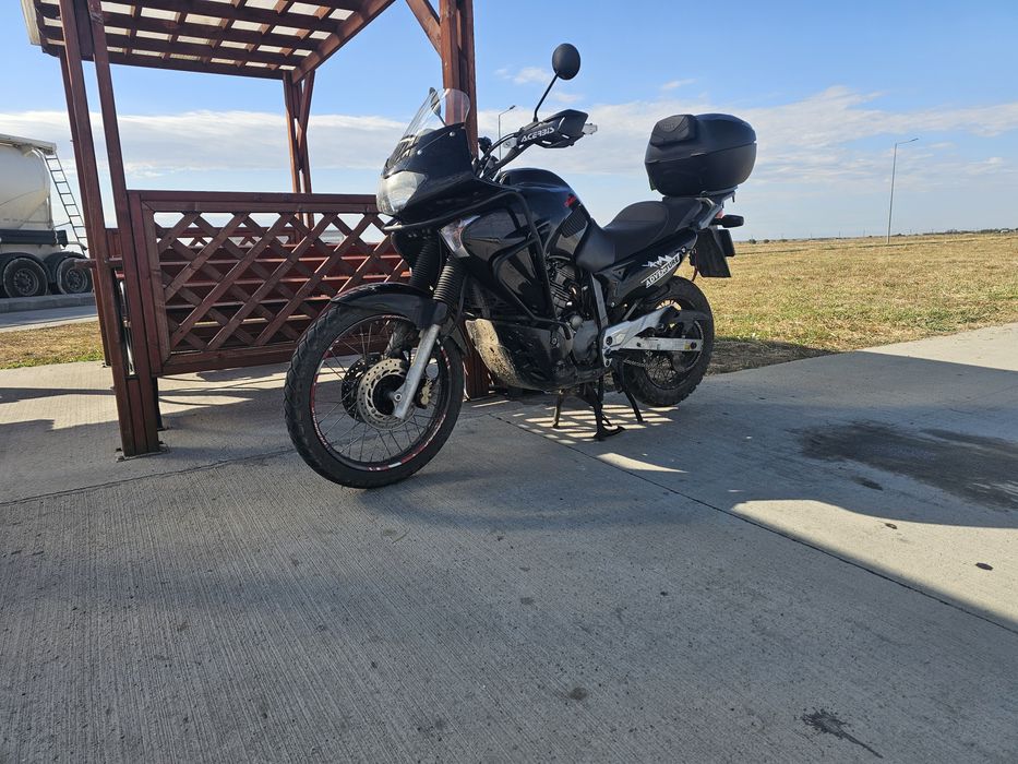 Honda Transalp XL650V 2005 in stare bună