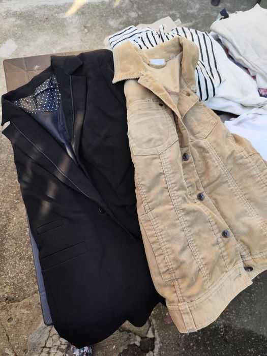 Haine și încălțăminte second hand premium la kg