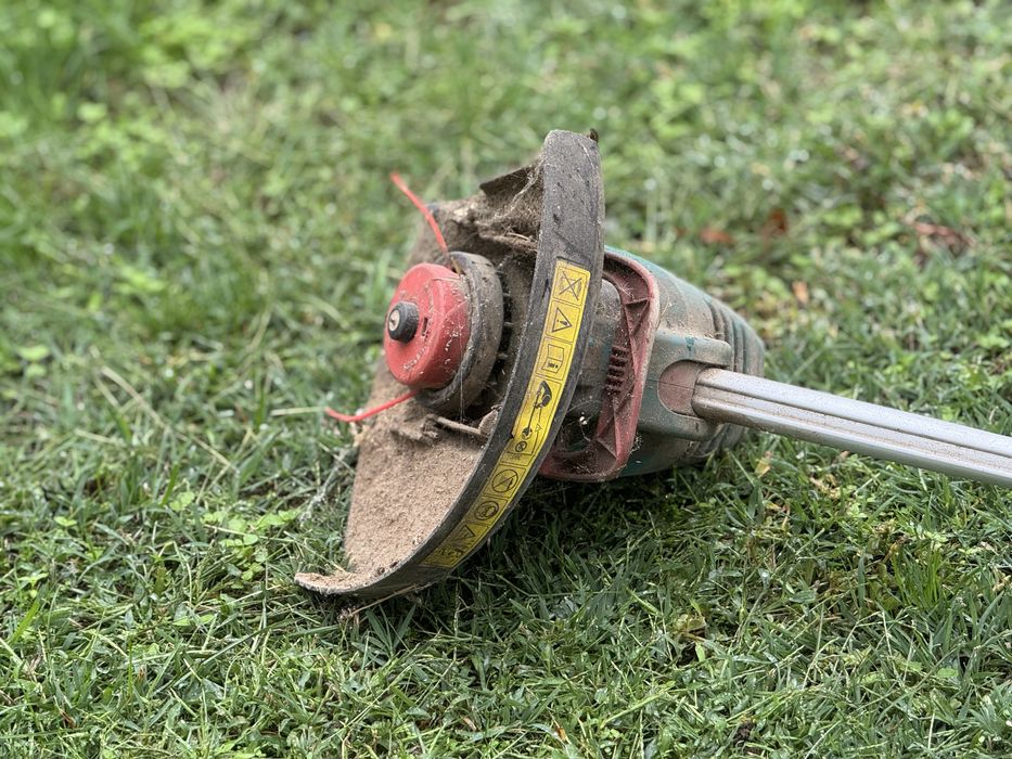 Coasă electrică cu fir Bosch (tambur defect)