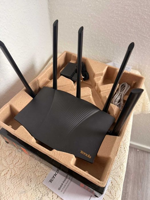 Router Tenda AX3000