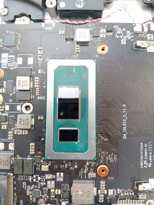 Прдам материнку вместе с процом