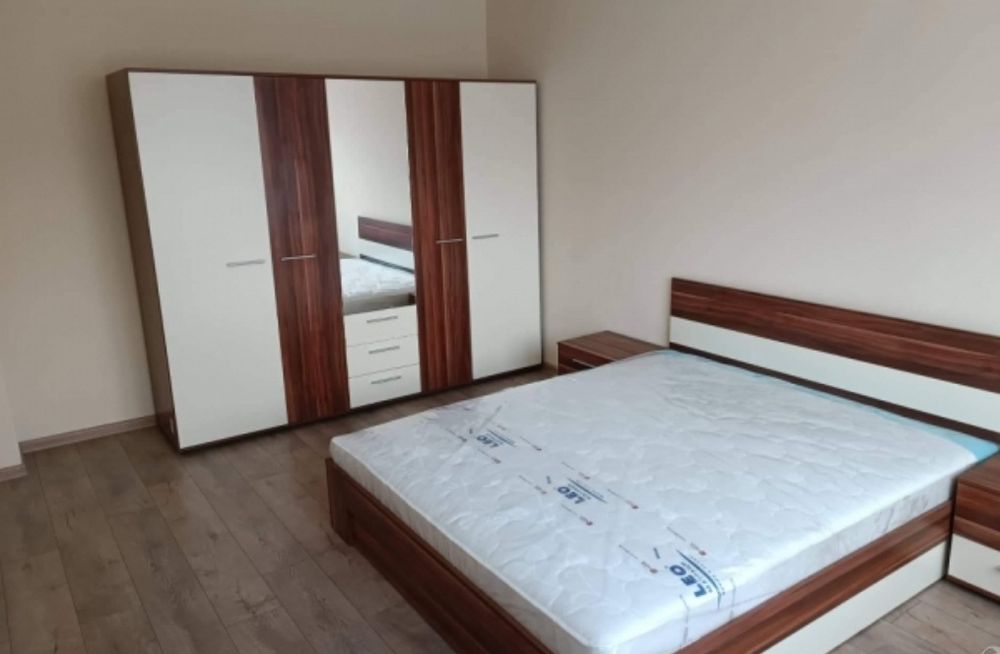 Дава се под наем Едностаен апартамент в Враца, Дъбника - 45 кв.м за 204 € - Снимка #1