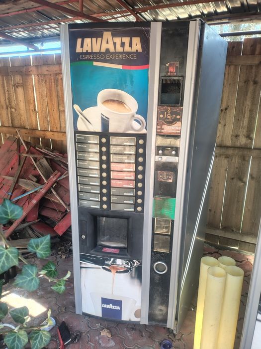 Vând Vending....